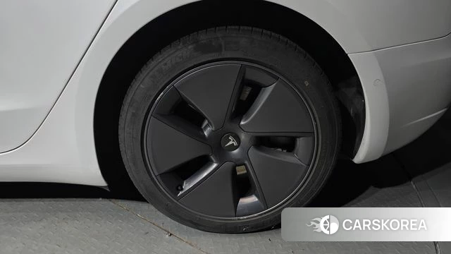 Tesla Model 3 id 4730918 из Кореи 13