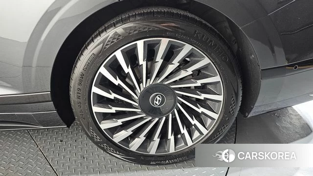 Hyundai Grandeur (GN7) id 4433342 из Кореи 13
