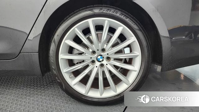 BMW 5 Series (G30) id 4381994 из Кореи 13