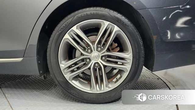 Hyundai Grandeur IG id 4678036 из Кореи 13