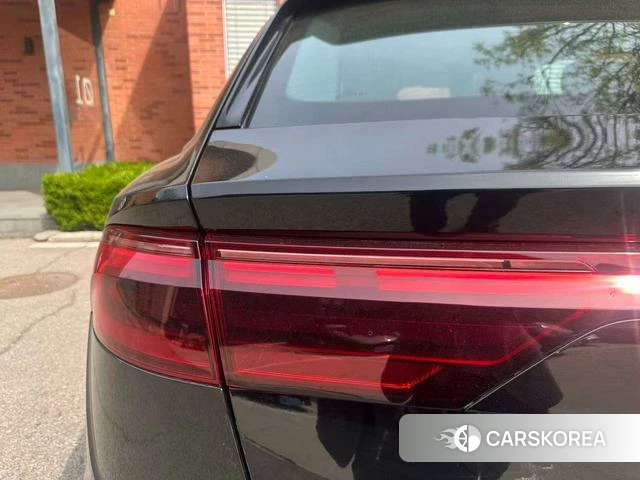 Audi Q8 id 4259104 из Китая 13