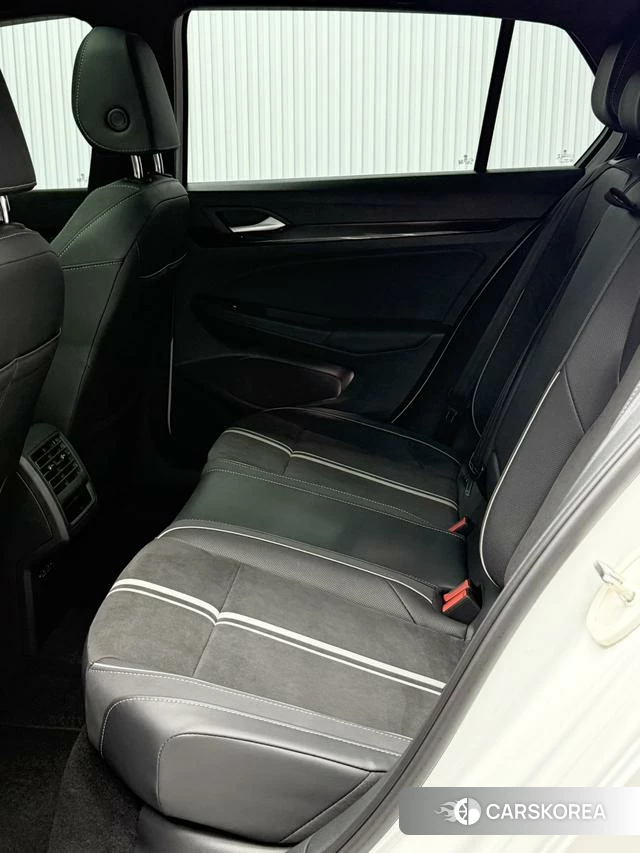 Volkswagen Golf id 4255889 из Китая 13