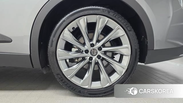 Toyota Crown Crossover id 4834365 из Кореи 13