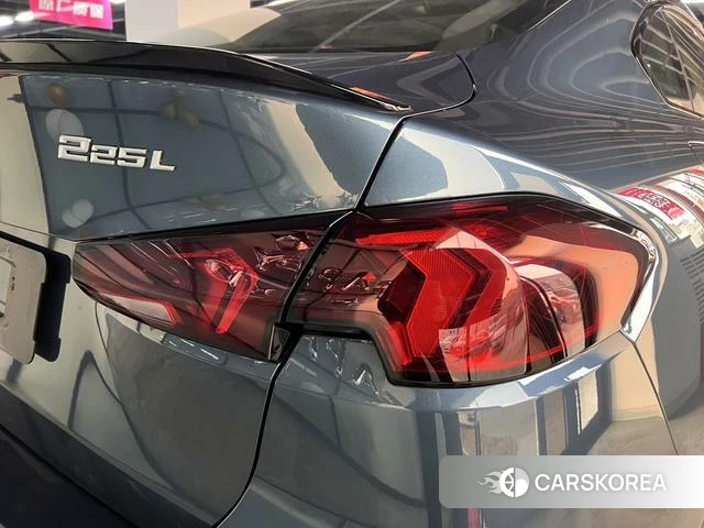 BMW 2 series id 4275830 из Китая 13