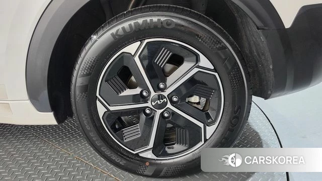 Kia Di Ol Nu Niro id 4905883 из Кореи 13