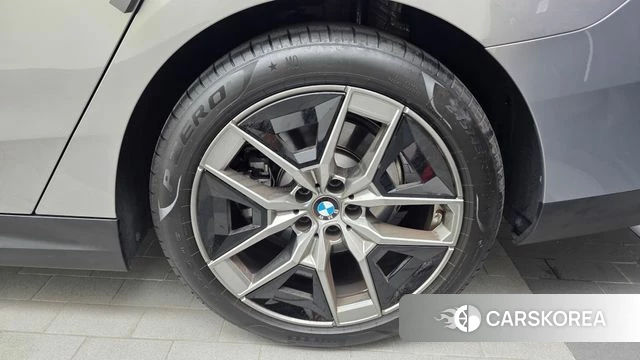 BMW 5 Series (G60) id 4681484 из Кореи 13