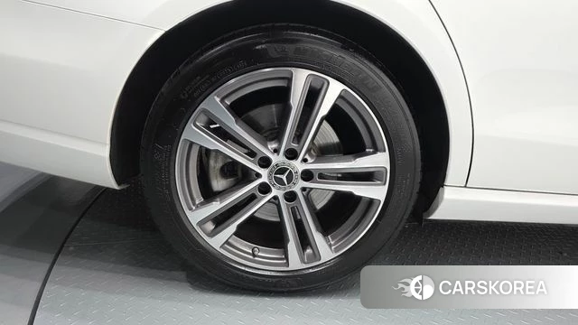 Mercedes-Benz E-Class W213 id 4196155 из Кореи 13