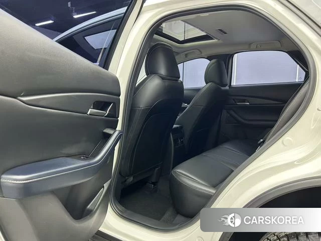 Mazda CX-30 id 4342028 из Китая 13
