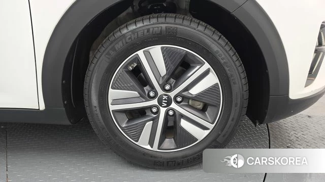 Kia The New Niro id 4250404 из Кореи 13