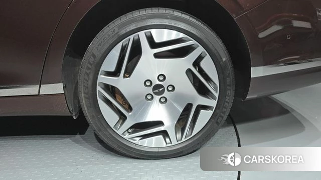 Genesis G90 (RS4) id 4555593 из Кореи 13