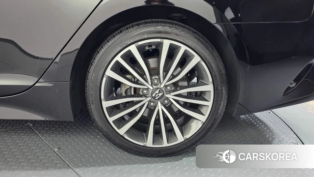 Kia Stinger id 4596328 из Кореи 13