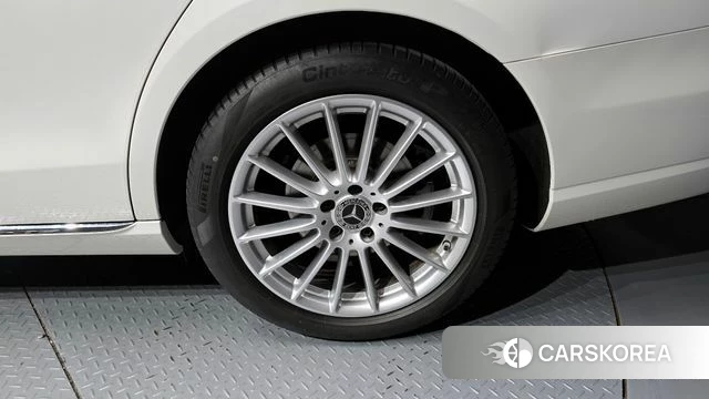 Mercedes-Benz E-Class W213 id 4268309 из Кореи 13