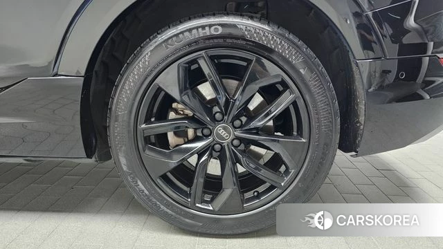 Audi e-Tron id 4542660 из Кореи 13