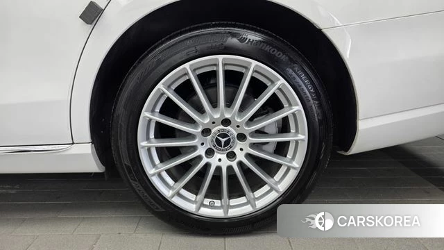 Mercedes-Benz E-Class W213 id 4727208 из Кореи 13