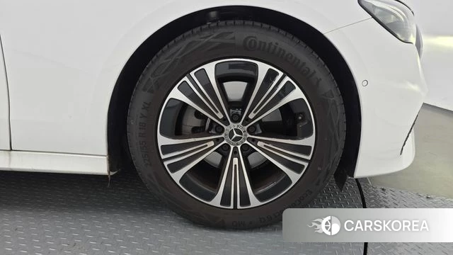 Mercedes-Benz E-Class W214 id 4640026 из Кореи 13