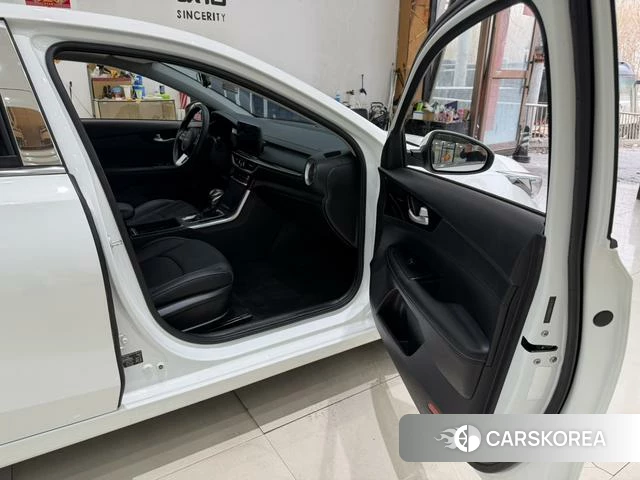 Kia K3 id 4291419 из Китая 13
