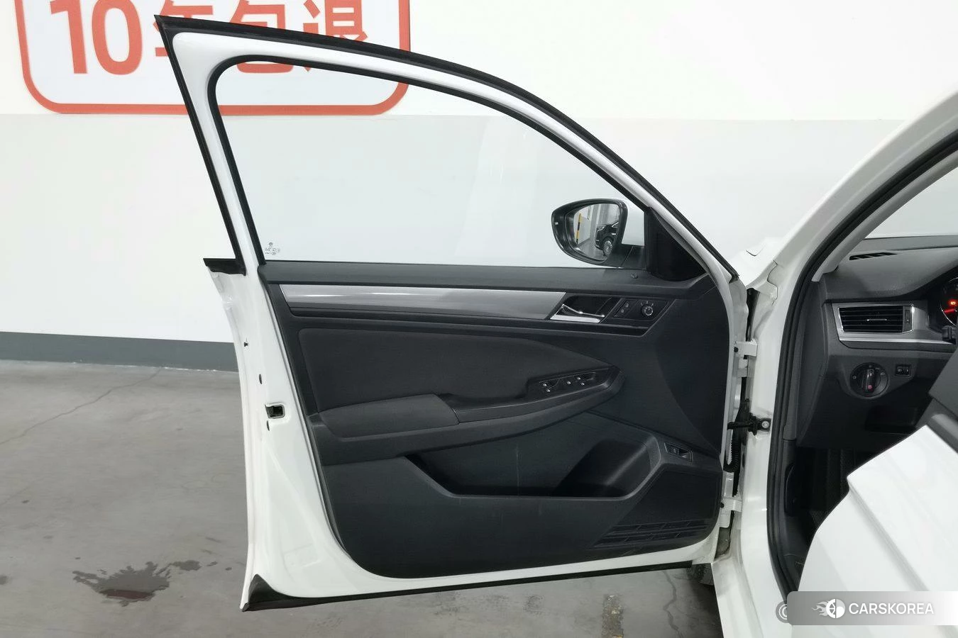 Volkswagen Bora id 4512663 из Китая 13