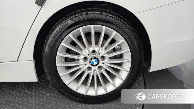 BMW 3 Series (F30) id 4377988 из Кореи 13