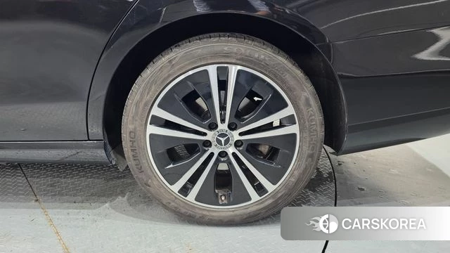 Mercedes-Benz E-Class W213 id 4231988 из Кореи 13