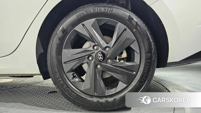 Hyundai Avante Hybrid (CN7) id 4433191 из Кореи 13