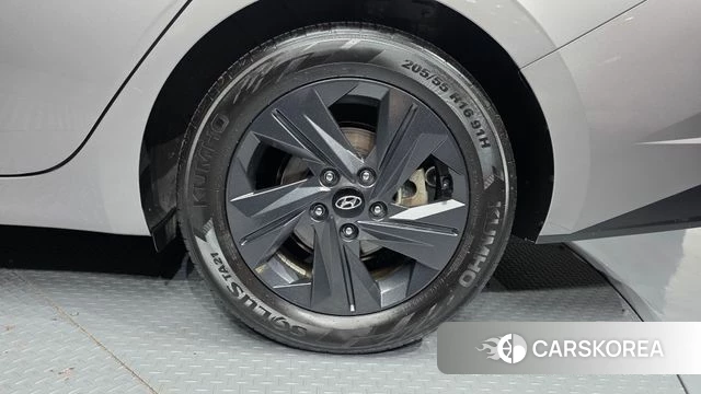 Hyundai Avante Hybrid (CN7) id 4872176 из Кореи 13