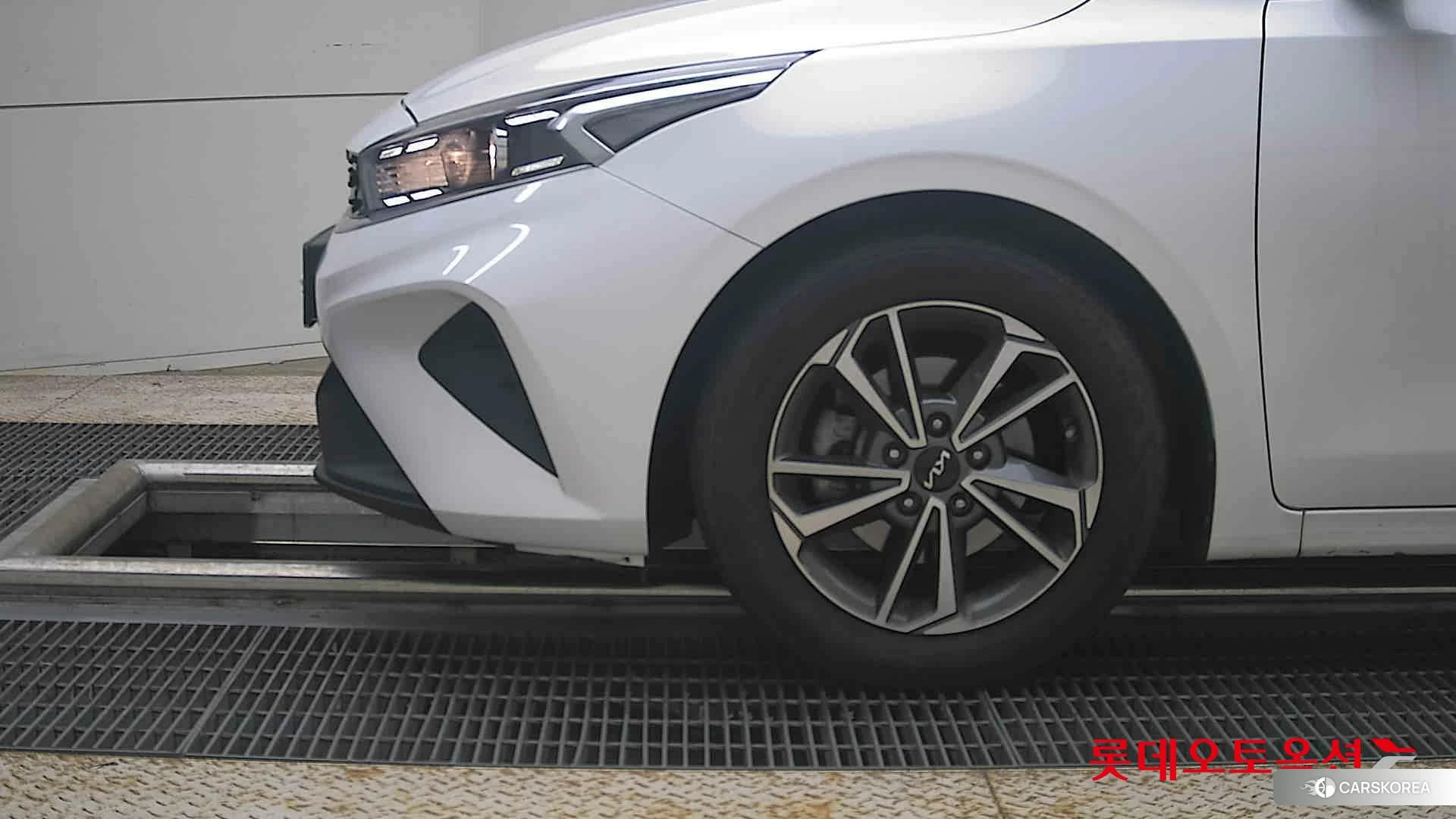Kia K3 id 4674216 из Кореи 13