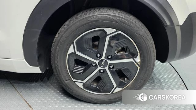 Kia Di Ol Nu Niro id 4640984 из Кореи 13