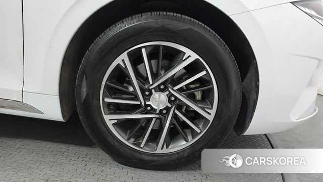 Hyundai The New Grandeur IG id 4293356 из Кореи 13