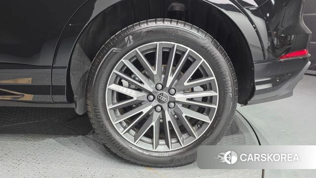 Audi Q3 (F3) id 4394364 из Кореи 13