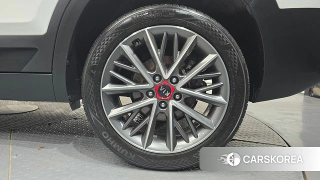 Kia Seltos id 4702894 из Кореи 13