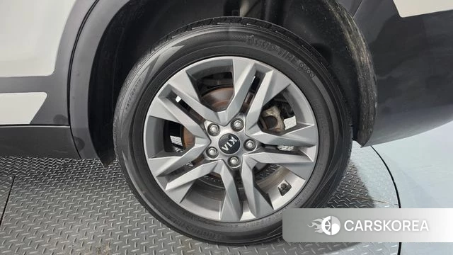 Kia Seltos id 4785186 из Кореи 13