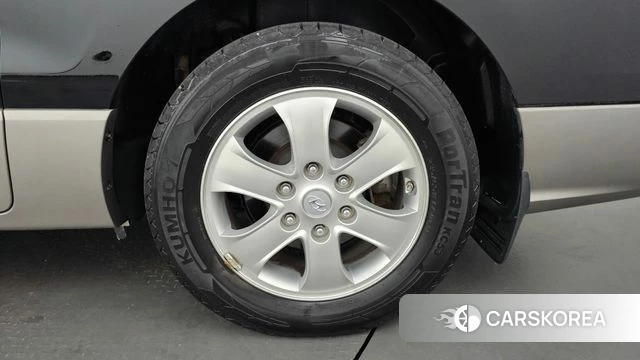 Hyundai The New Grand Starex id 4895000 из Кореи 13