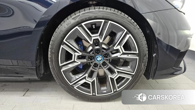 BMW 5 Series (G60) id 4729870 из Кореи 13
