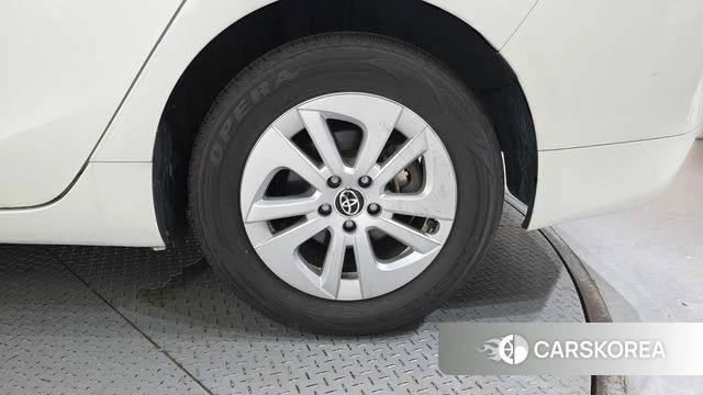 Toyota Prius 4th Generation id 4543643 из Кореи 13