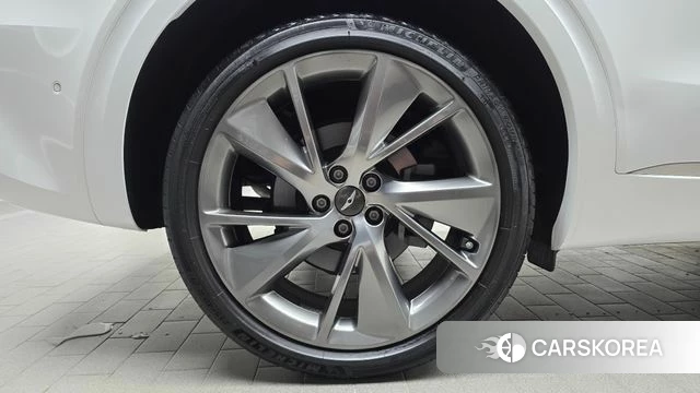 Genesis GV70 id 4636953 из Кореи 13