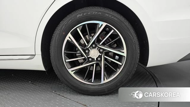 Hyundai The New Grandeur IG id 4604316 из Кореи 13