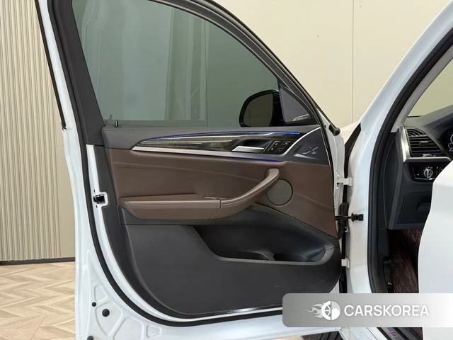 BMW X3 id 4212208 из Китая 13