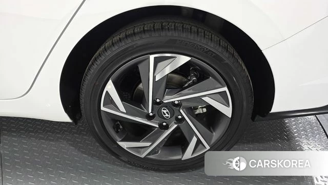 Hyundai The New Avante (CN7) id 4230487 из Кореи 13