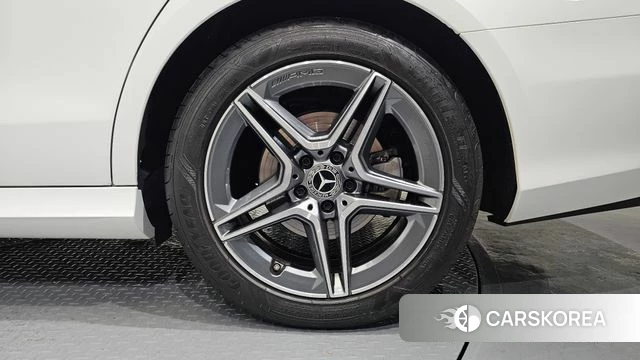 Mercedes-Benz E-Class W213 id 4675925 из Кореи 13
