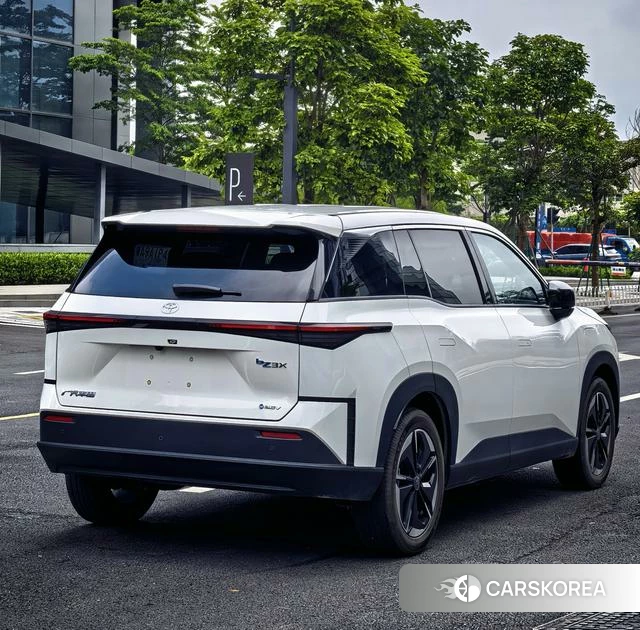 Toyota Platinum Wisdom 3X id 4368389 из Китая 13