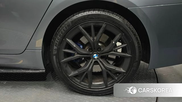 BMW 5 Series (G30) id 4372076 из Кореи 13