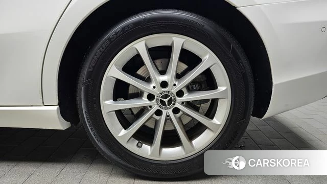 Mercedes-Benz A-Class W177 id 4632408 из Кореи 13