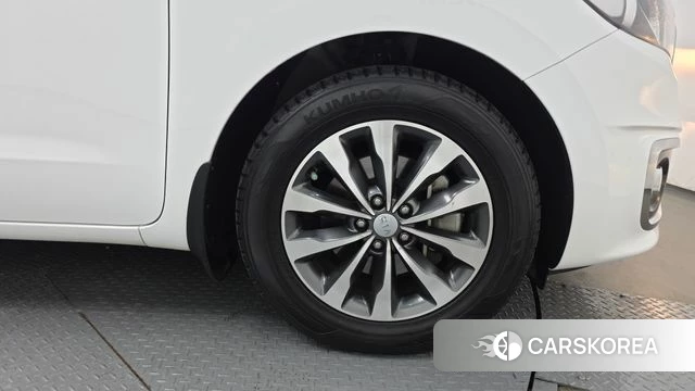 Kia All New Carnival id 4378226 из Кореи 13