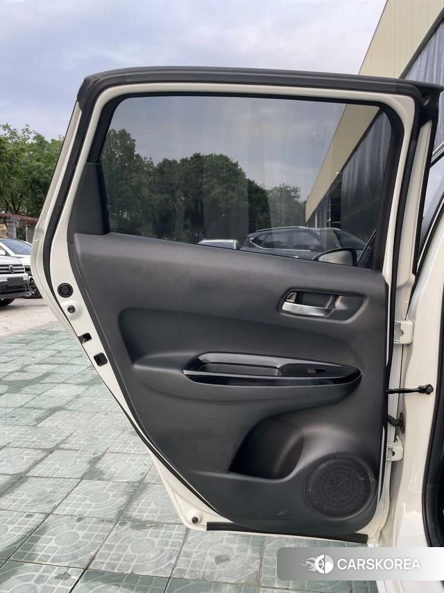 Honda LIFE id 4263902 из Китая 13