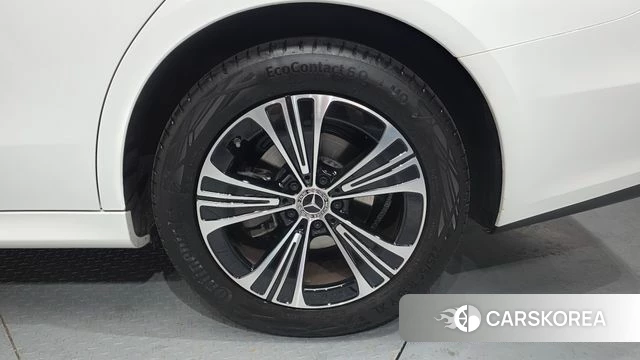 Mercedes-Benz E-Class W214 id 4602061 из Кореи 13