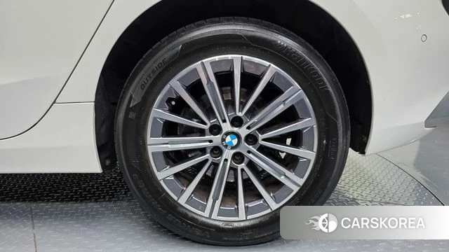 BMW 2 Series Active Tourer (U06) id 4893704 из Кореи 13