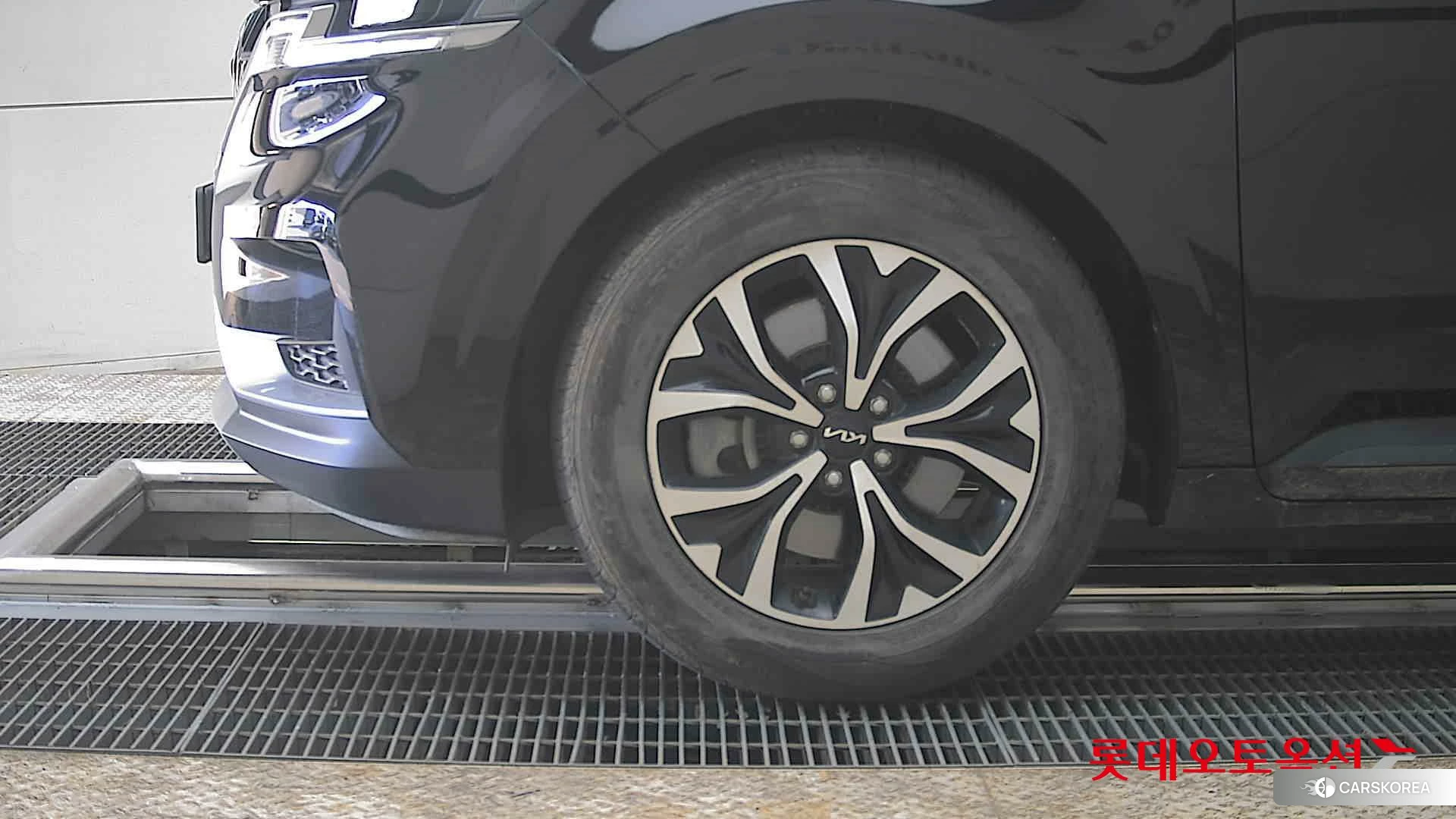 Kia Carnival id 3882155 из Кореи 13