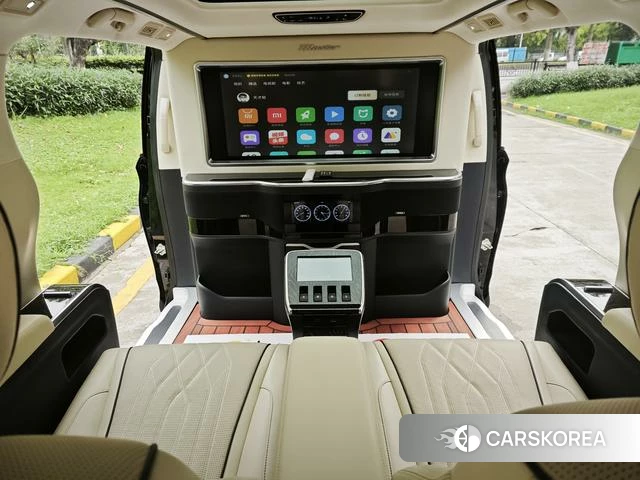 GAC Trumpchi Trumpchi M8 id 4221037 из Китая 13
