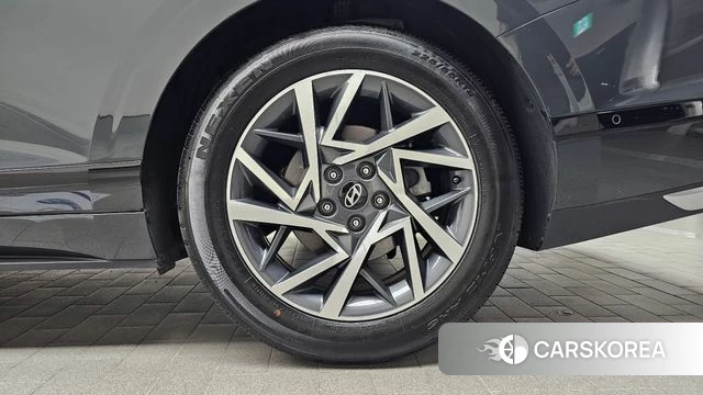 Hyundai Grandeur (GN7) id 4941836 из Кореи 13