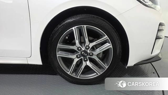 Kia Come New K3 id 4459699 из Кореи 13